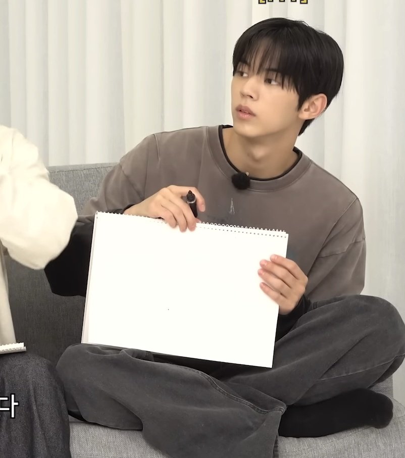 Kpopmalesocks's tweet photo. Dohoon (TWS) https://t.co/z61iRzpreO