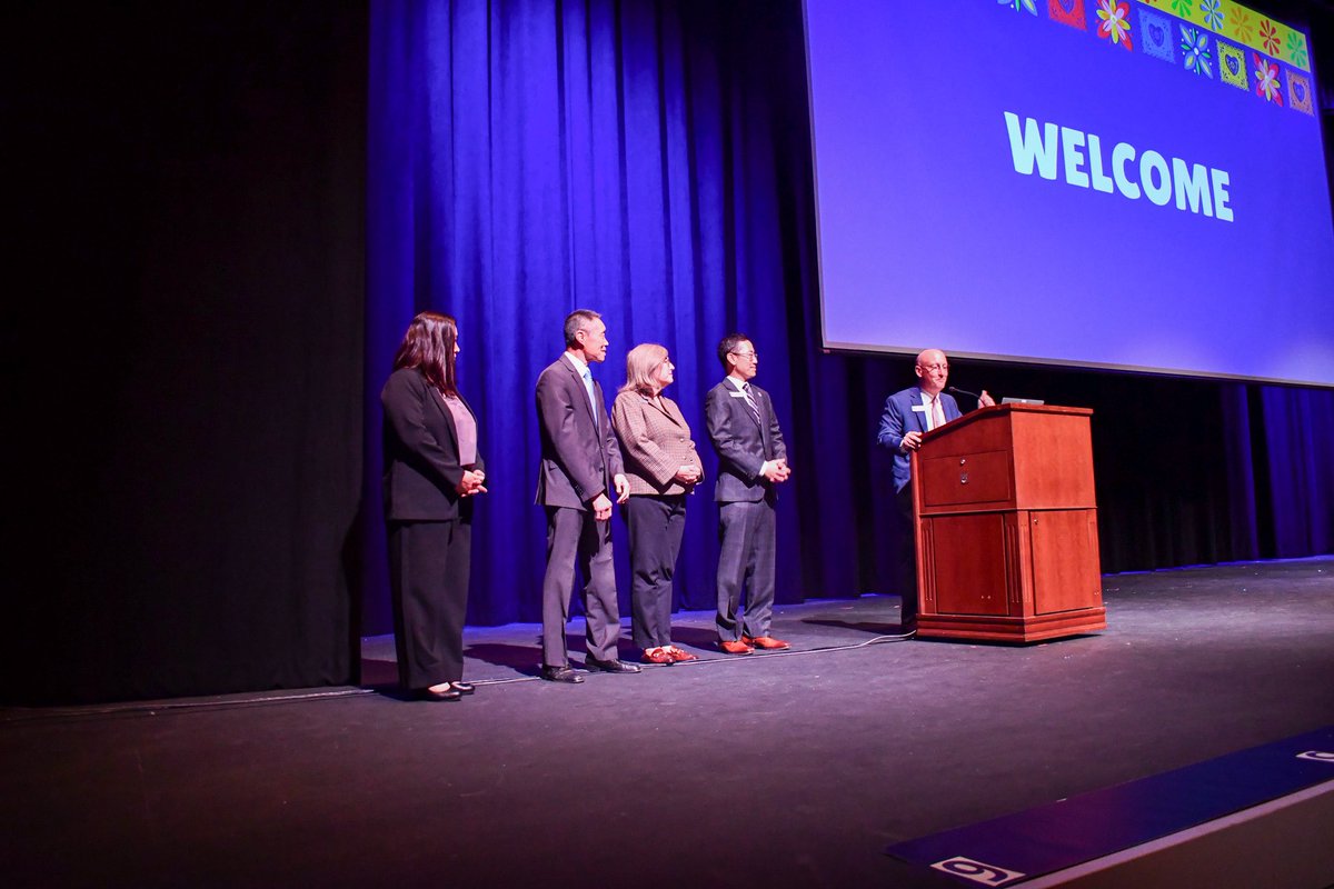 Arcadia Unified held its fourth annual Multilingual Reclassification Ceremony, a momentous occasion for our students who have been working towards achieving English proficiency. The ceremony celebrated students who have met the reclassification criteria to be classified as