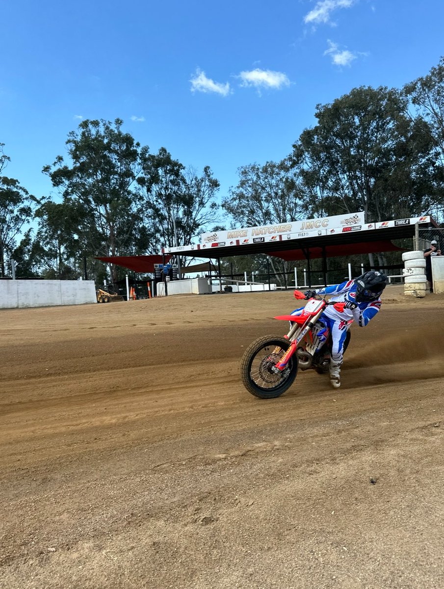Official_CS27's tweet image. Back where it all started 35 years ago! #2stroke