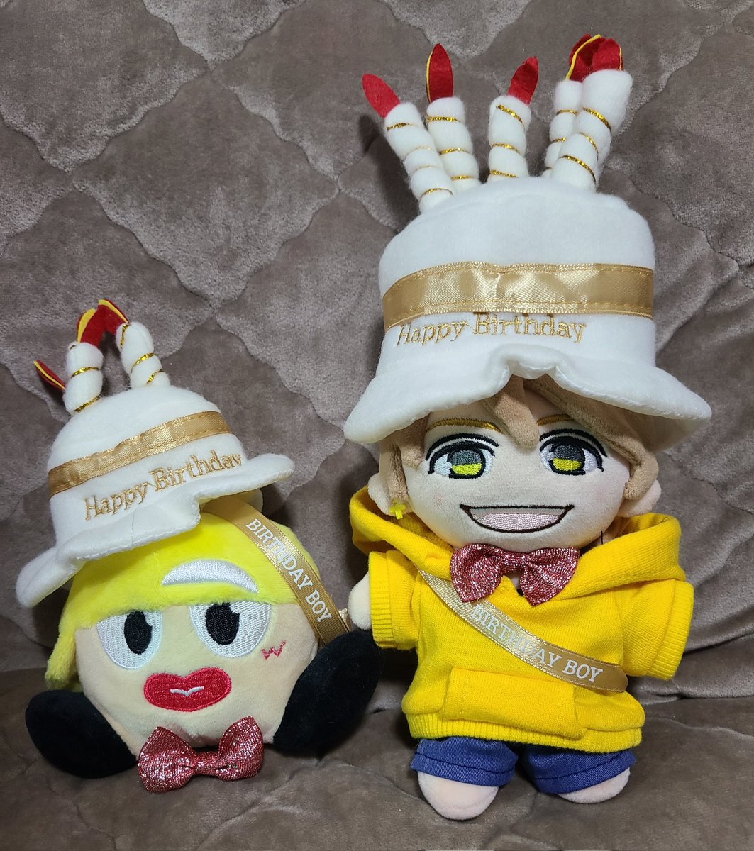 フォロワ各位 スリコぬい服とちびストのサイズ感です ①黄色ヤツくんは