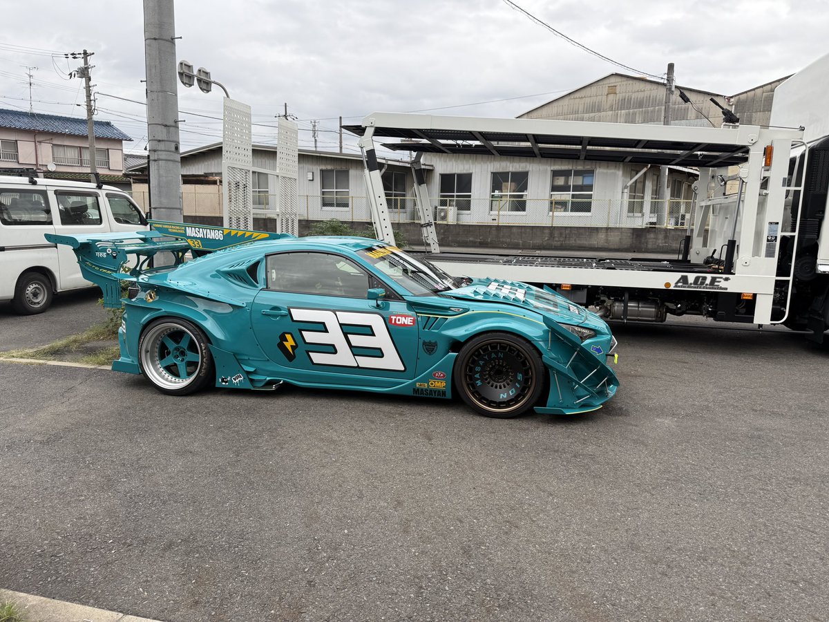 ace_autocraft_'s tweet photo. 今回ブレーキキャリパー交換ご依頼の…有名86オーナーカー。さらに外装進化してましたww
#86
#masayan 
#オートクラフト https://t.co/HmoXGObbmA