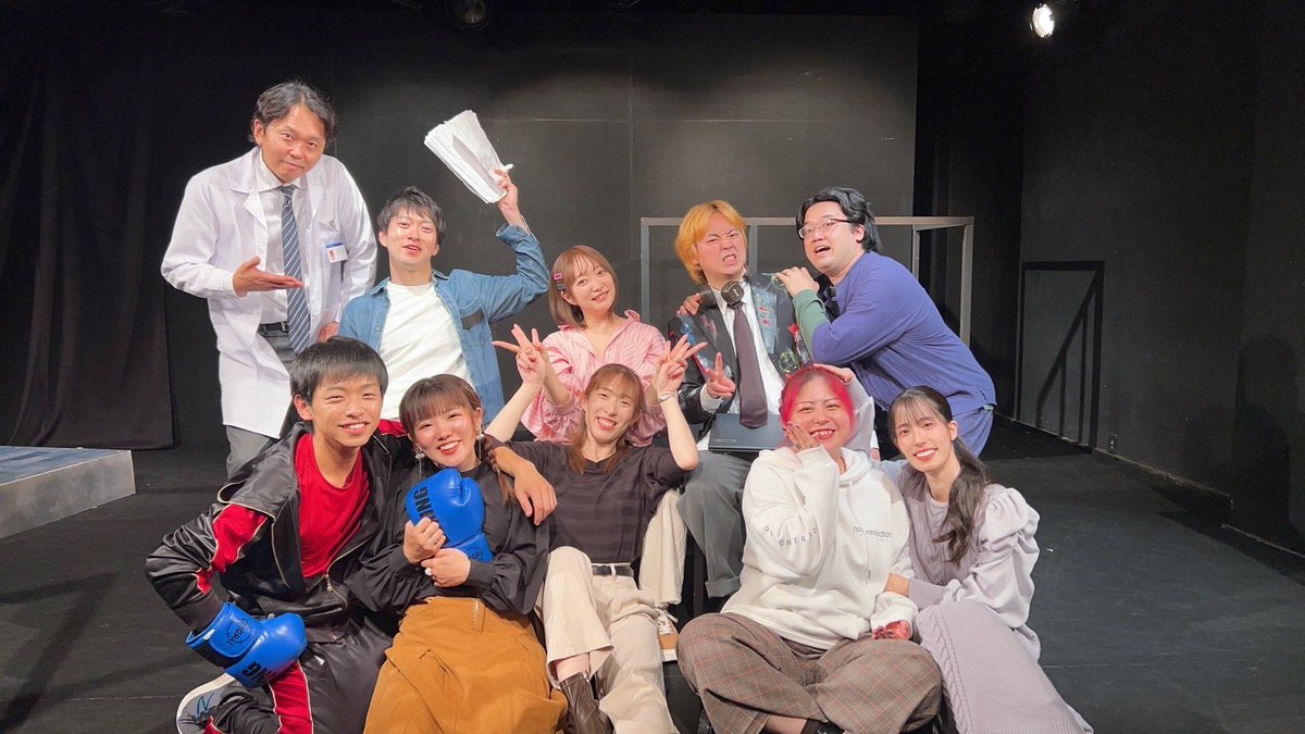 Ikushima_Makoto's tweet photo. #MoLing
『My name is #Rolling sToNe』
無事に全公演終えましたぁぁぁー!!
サイコーの仲間に囲まれてサイコーに楽しかった!!
多方面に甘えて好き放題演じました。本当にありがとうございます!
ご来場頂いたお客様も誠にありがとうございました!
愛って感じの作品でした。
パンフ見て笑った https://t.co/S07yqB0BPN