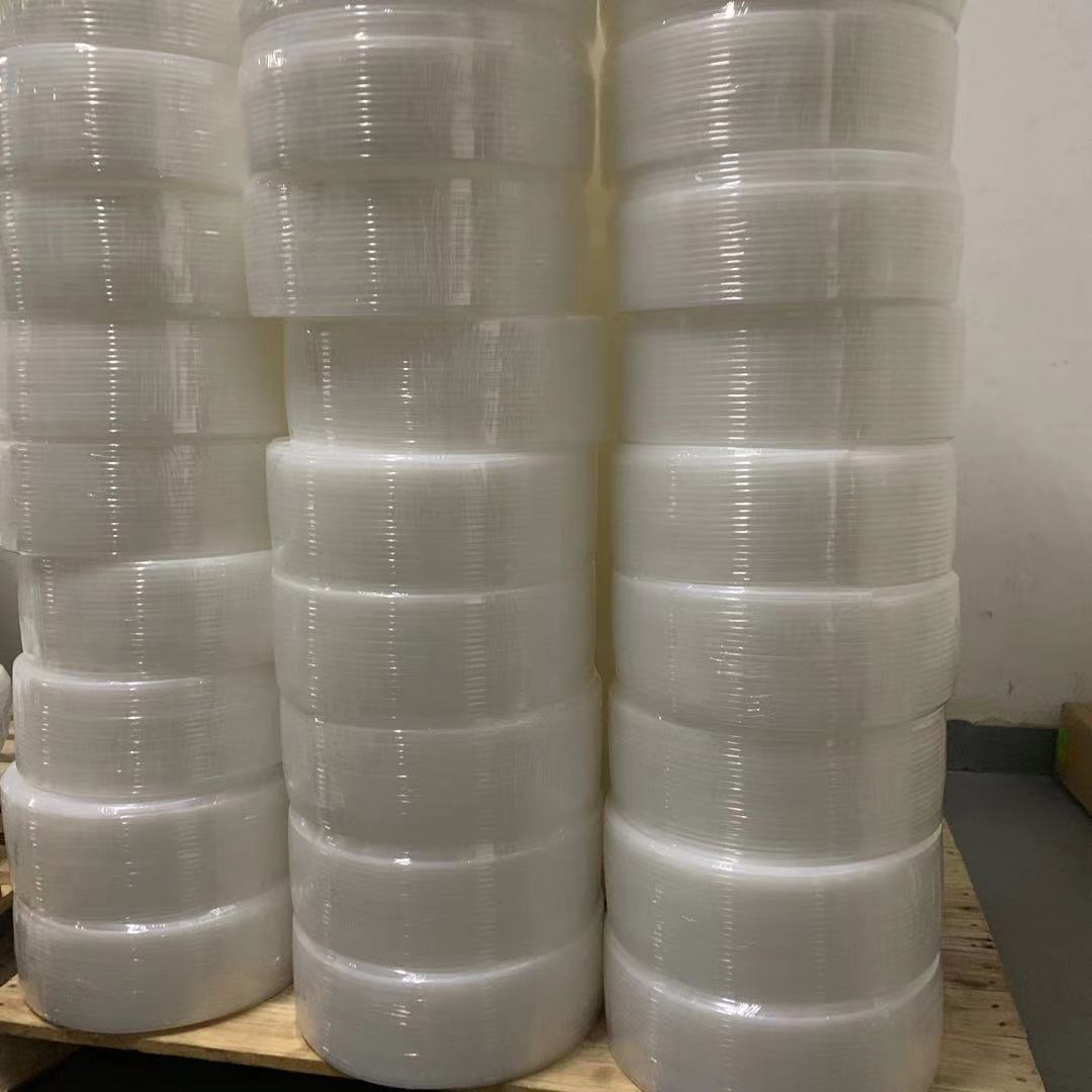 FionaLee57781's tweet photo. High-purity PFA tubing is primarily used in applications with stringent purity requirements, such as semiconductor manufacturing, biopharmaceuticals, and food-grade processes. 

#PFAtubing #highpurityPFAtubing
#laboratoryequipment #Industrial  #biopharmaceuticals #foodsafety https://t.co/uPJGDeYlqF