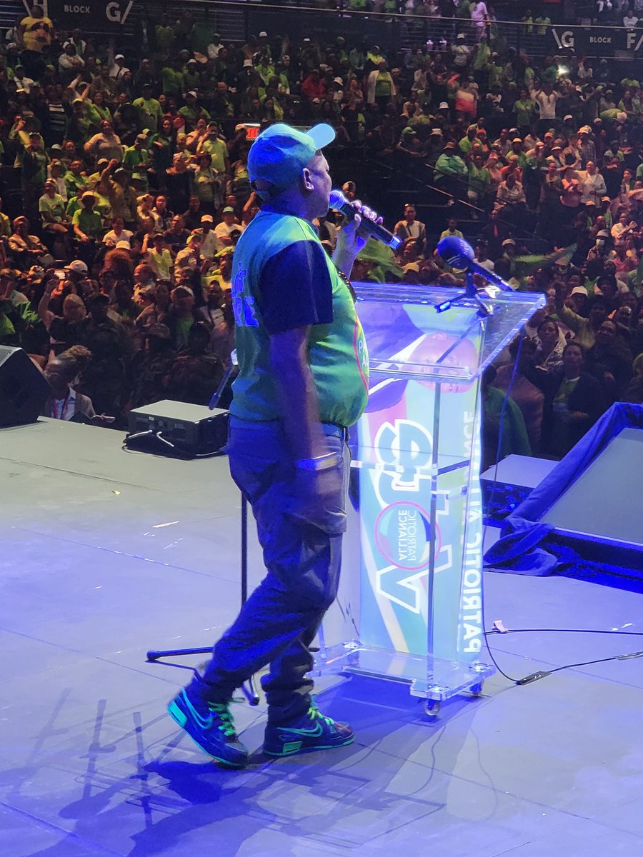 Happy birthday to my brother, my friend and confidante, <a href="/OnsBaizaNie/">Patriotic Alliance</a> Deputy President <a href="/Kenny_T_Kunene/">Kenny Kunene</a>. May The Good Lord protect you, give you strength, good health, grant you more wisdom and continue to bless you abundantly. Salute!