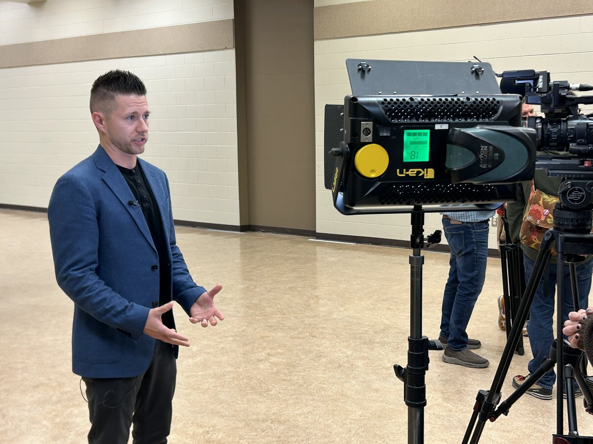 Thank you to the Cathedral Village Community Association for hosting the Regina Mayoral Candidate Forum this evening! #yqrvotes #yqr #regina