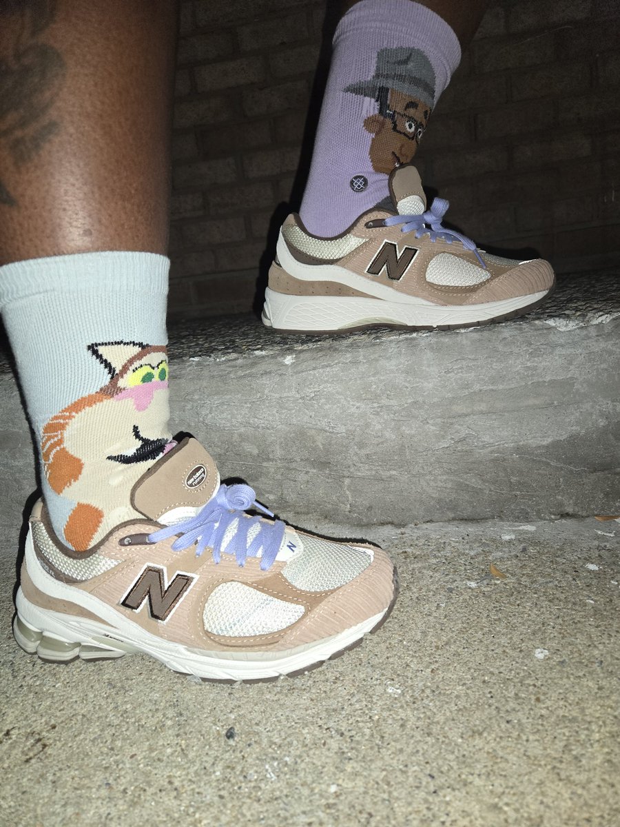 trudyspeaks's tweet photo. 👟: NB 2002R SSENSE exclusive
🧦: Stance Pixar
#kotd #newbalance #newbalancesociety #nbsonly #nbsocialclub #nb2002r #stance #ssense https://t.co/iCZNjApor7
