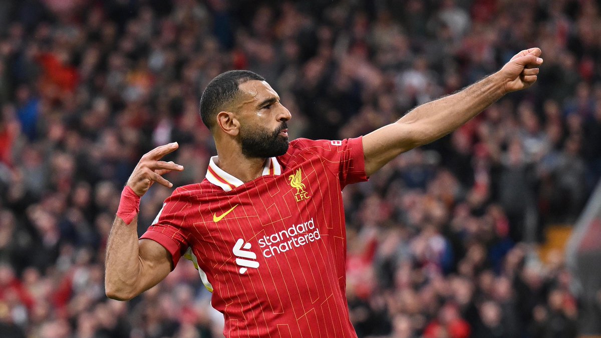 🔴🇪🇬 Arne Slot: “I said to Trent: you have some competition now, because I saw that Mo Salah can play as a right full-back as well!”.

“The defensive effort he put in today to help the team in that part is what pleased me just as much as his goal and assist”.