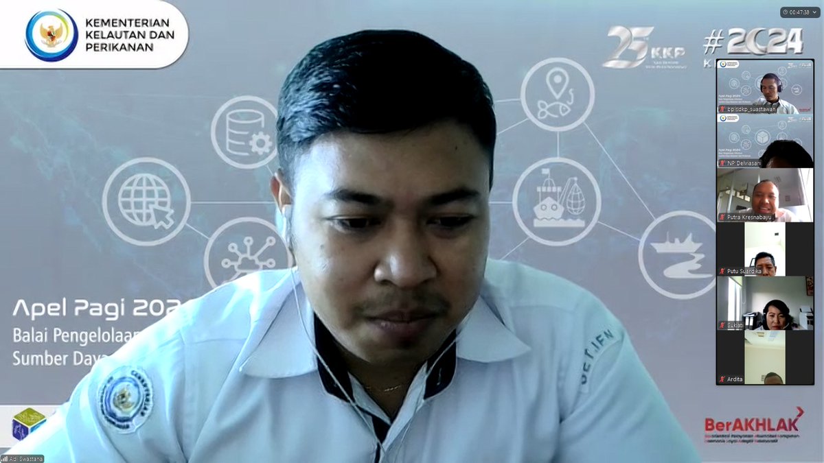 BPISDKP's tweet photo. Jembrana (21/10), Apel pagi lingkung BPISDKP dan Lingkup PUSDATIN, semangat senin.
#25TahunKKP #SailBeyondwithBlueEconomy #2024KKPBeyond #SaktiWahyuTrenggono #PusdatinKKP #BPISDKP #SpatialIsSPecial https://t.co/ONT8q88rbR