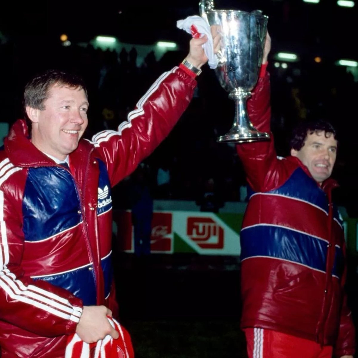 Man Savings tweet media