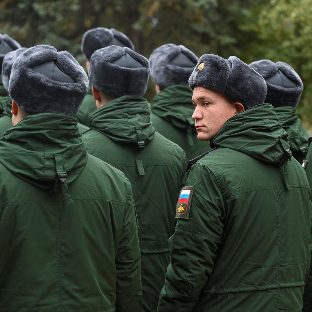 CGTNEurope's tweet image. Russian conscripts called up for military service line up before their departure for garrisons, in Bataysk in the Rostov region.

#Russia #Ukraine #conscripts #rostov