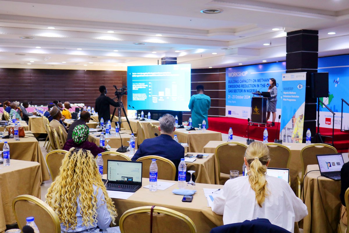 SDNNigerDelta's tweet photo. DAY 1 - Capacity Building on Methane Emissions Reduction in the Oil and Gas Sector in Nigeria.
Marci Baranski shares an overview of @UNEP #IMEO @MethaneData mitigation strategies.
"We are committed to supporting Nigeria to leverage on these data to reduce emission"
#Methane https://t.co/kgERDJiiXe