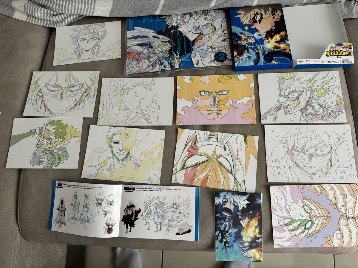 Hirakinuki's tweet photo. Réception du 2ème coffret First Press Edition de la saison 7 de MHA ! Il reste plus que le 3ème coffret pour finir la saison 7 ! https://t.co/eXa2FK1fOr