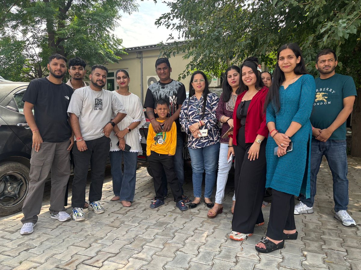 SmartzMinds's tweet photo. We had an unforgettable day at Shivjot Farm! From team-building fun to a pool party, pool games, dancing &amp; dinner, it was a day full of laughter and connection. Here’s to many more adventures ahead!🚀

#shivjotfarmandresort #tripfun #poolenjoy #smartzminds #partytime #poolparty https://t.co/nfmd5q9PVT