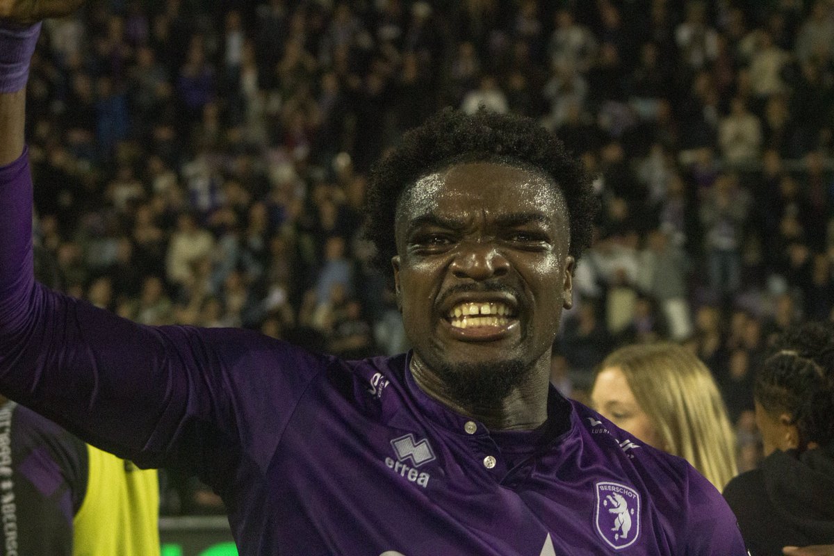 Mystershirt's tweet image. GIVEAWAY 🎁

Against all the odds, we finally secured our first WIN of the season and we have decided to celebrate that by giving away a 𝐏𝐑𝐄𝐌𝐈𝐔𝐌 𝐌𝐘𝐒𝐓𝐄𝐑𝐘 𝐁𝐎𝐗. 👕

Steps in order to win:

1. 𝐋𝐈𝐊𝐄 &amp;amp; 𝐑𝐄𝐓𝐖𝐄𝐄𝐓 ♻️
2. 𝐓𝐀𝐆 𝐀 𝐅𝐑𝐈𝐄𝐍𝐃 🤝
GOOD LUCK. 🟣