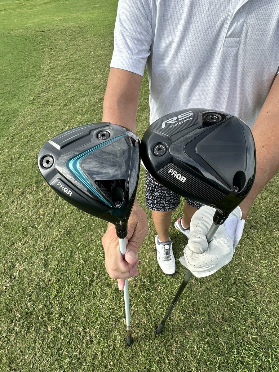 ACEFITTING's tweet image. プロギア RSXドライバーとRS プロトタイプ

形は似てるけど性能は全然違います。

プロギアは日本メーカーで外国メーカーに対抗できる数少ないメーカーです。

ぜひ一度お試しください🙇🏼‍♂️

#プロギア　#RS #RSX #プロトタイプ#ワンクローバー