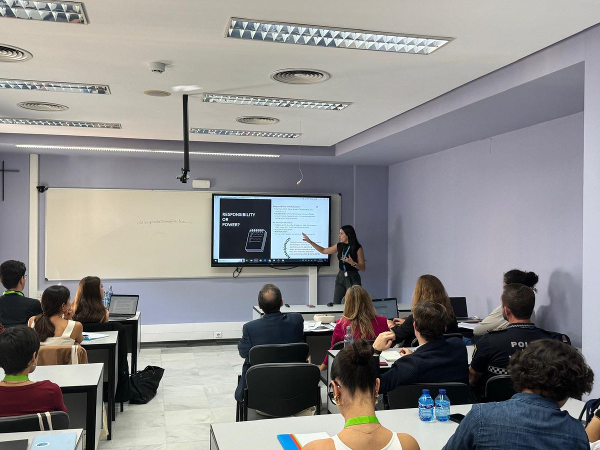 InDeComply (@indecomply) on Twitter photo Our researcher <a href="/Giselahg_/">Gisela Hernández</a> attended this conference held at <a href="/uchceu/">Universidad CEU UCH</a> in Valencia!🇪🇺
We discussed #JudicialIndependence, #Disinformation, and the impact of #Populism on democratic institutions.
Many thanks to the organisers! We are excited to keep these vital conversations going! Our researcher <a href="/Giselahg_/">Gisela Hernández</a> attended this conference held at <a href="/uchceu/">Universidad CEU UCH</a> in Valencia!🇪🇺
We discussed #JudicialIndependence, #Disinformation, and the impact of #Populism on democratic institutions.
Many thanks to the organisers! We are excited to keep these vital conversations going!