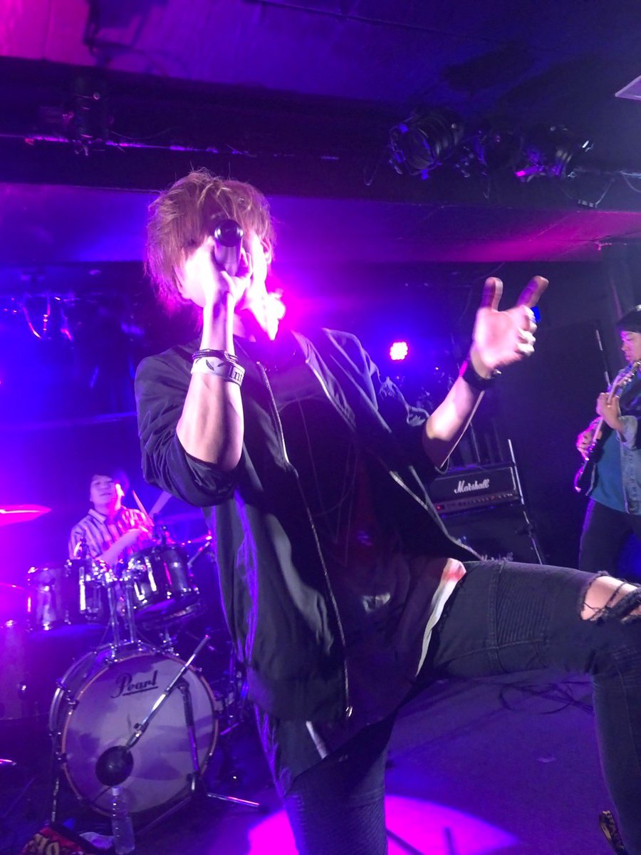NATO040729's tweet photo. 改めてらびじゃむあ��がとうございました！！アンルクとしても出れてめちゃくちゃ楽しかった！！アザセル楽しすぎた！

しおりさん主催ほんとにお疲れ様でしたやし誕生日マジおめでとう🎉

〜セトリ〜
1.TRASH CANDY
2.Deadly Drive
3.move on! イバラミチ
4.The Other self
5.メモリーズ

#らびじゃむ https://t.co/Jrqcjp27Cc