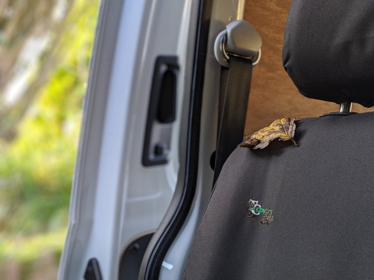 You never know what weather you're going to get when you're in the UK! So, when it does inevitably rain, save your car seats from getting compeltely soaked through, protect them with a seat cover! townandcountrycovers.com/collections/un…