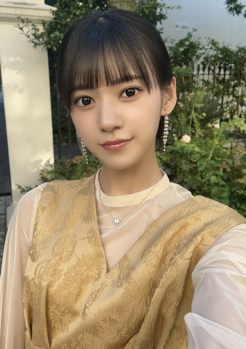 こんばんは💛 https://t.co/AaeIrycl2R