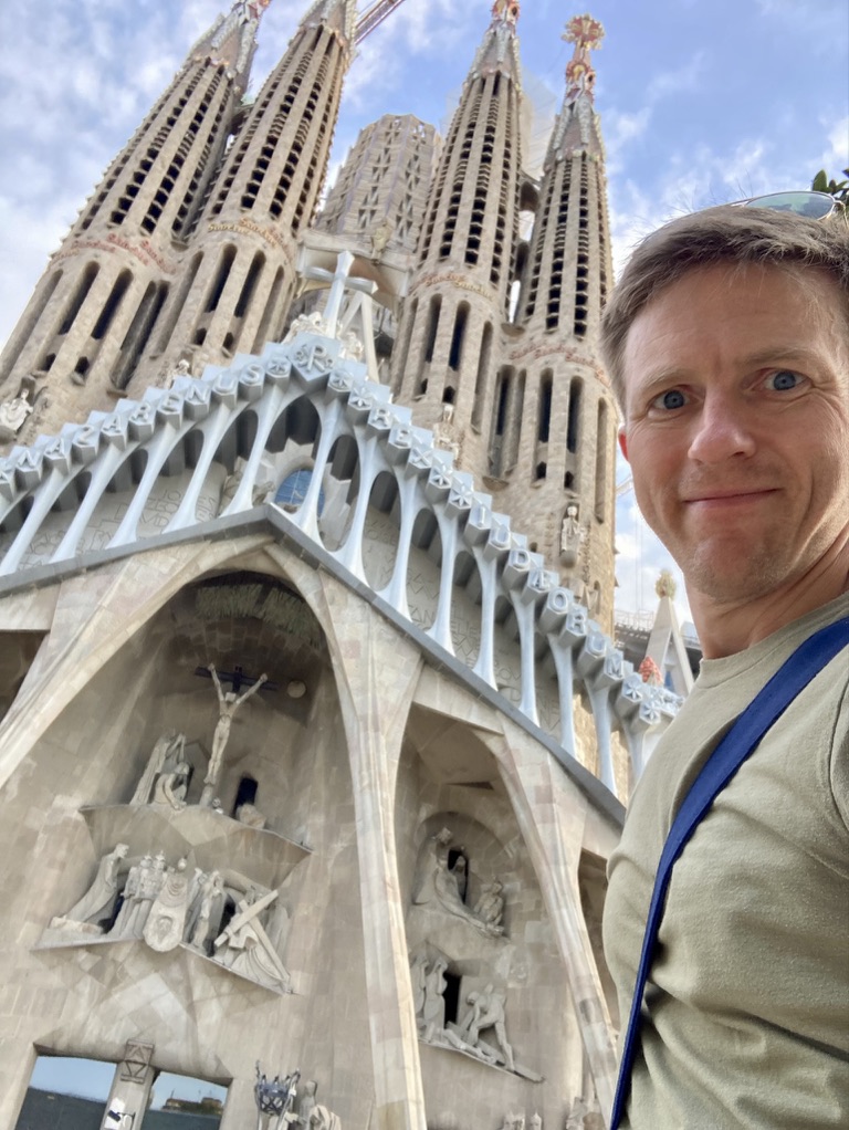 strnr's tweet image. I'm thrilled to get a last-minute registration to the #Nextflow summit and hackathon in Barcelona next week! I'm looking forward to meeting you all, and talking about all things Nextflow + open science + bioinformatics in one of my favorite cities in the world 🇪🇸🧬🖥️