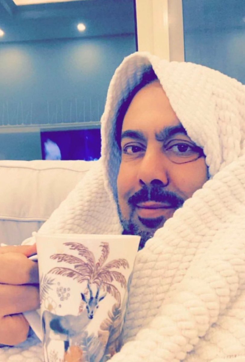 الجو تعدل فجأة 

انا :