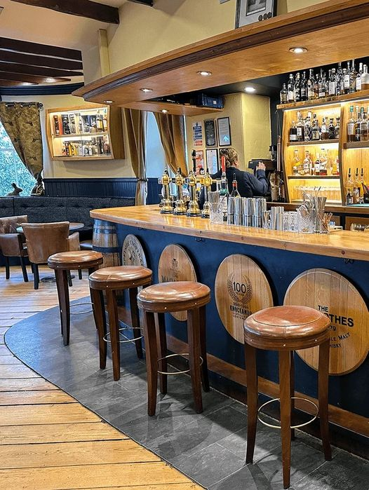 Come on in and celebrate the good times 📷
#bar #whisky #moray #aberlour #holiday #whiskymerchant #scotland #themashtun #speysidescotland #aberlourscotland #therealmashtu #scottishpub #whiskycountry #speyside #MeetUsInSpeyside #scottishfoodanddrink #scottishhospitality