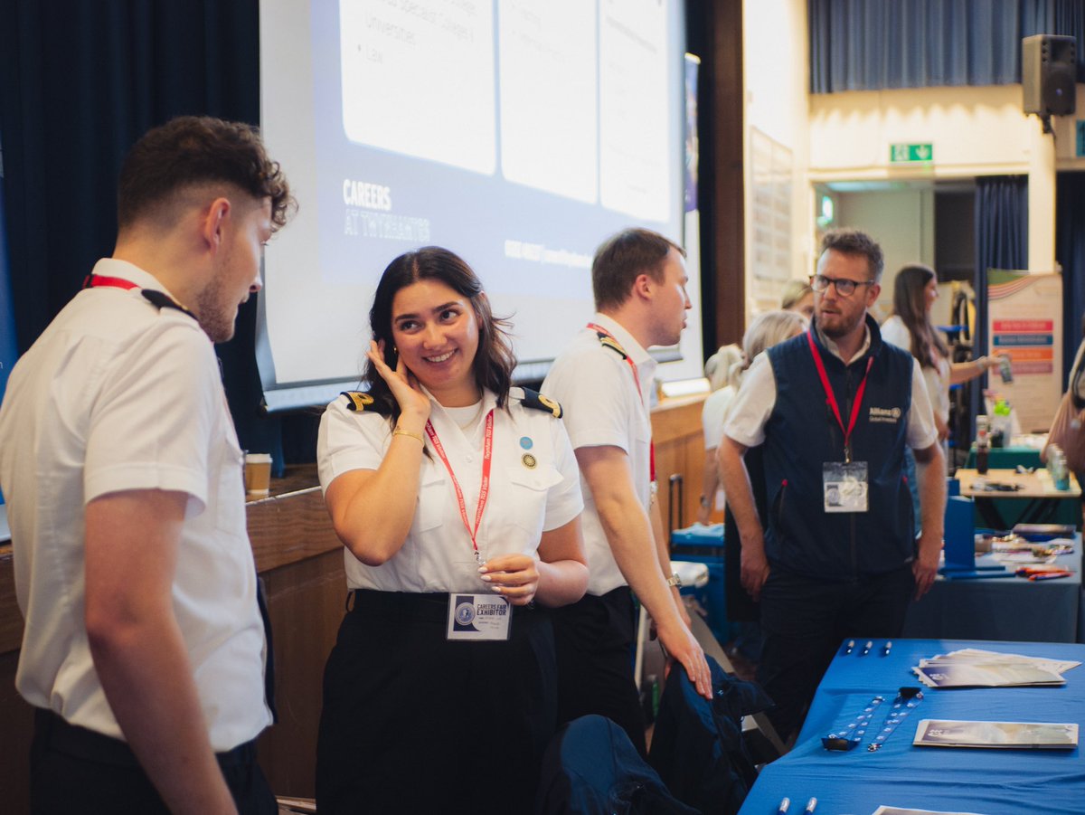 TL_Careers's tweet photo. A huge thank you to all the incredible employers, colleges, and universities for joining us at our Careers Fair! We’ve had fantastic feedback from students and parents. We’re excited to work together this year and can’t wait to host the event again next year! 🎉🙌 #FutureReady https://t.co/x1nAhyMNlo