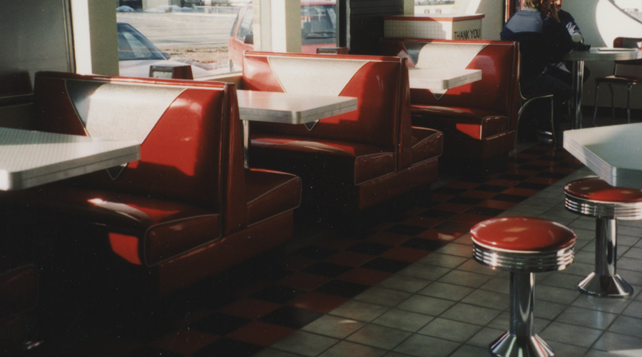 love 🪑 emotion tweet media