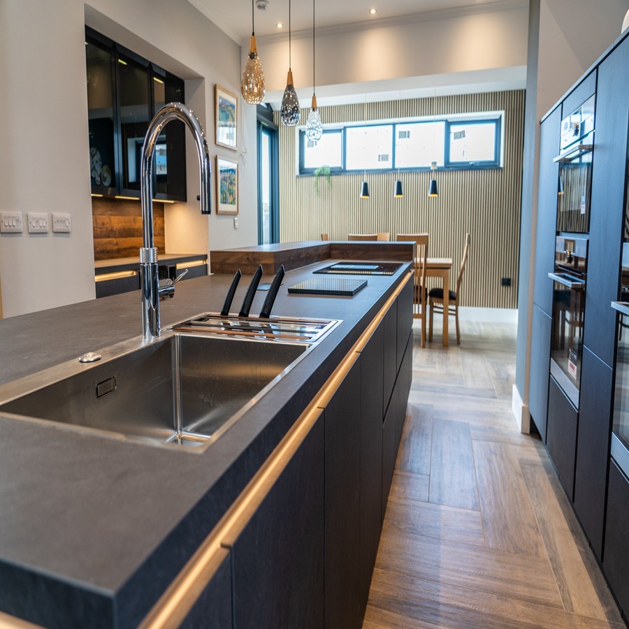 We partner with a curated selection of premium suppliers to offer you a choice of high-quality and great-value furniture, appliances, and accessories.