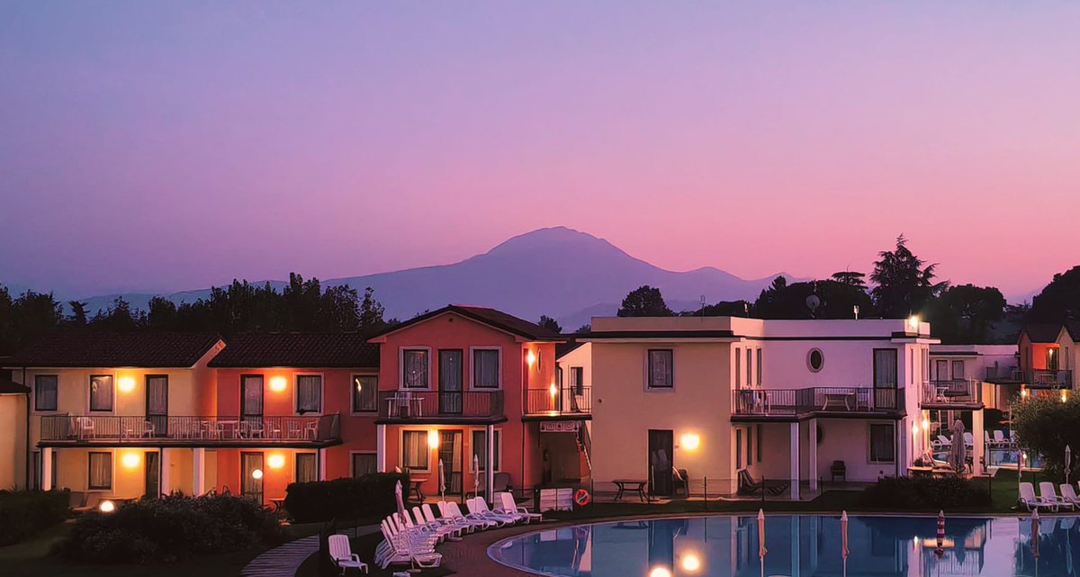 PE UCS (@ucssport) on Twitter photo Sunrise before a morning of training and then we’re off to Verona. Sunrise before a morning of training and then we’re off to Verona.