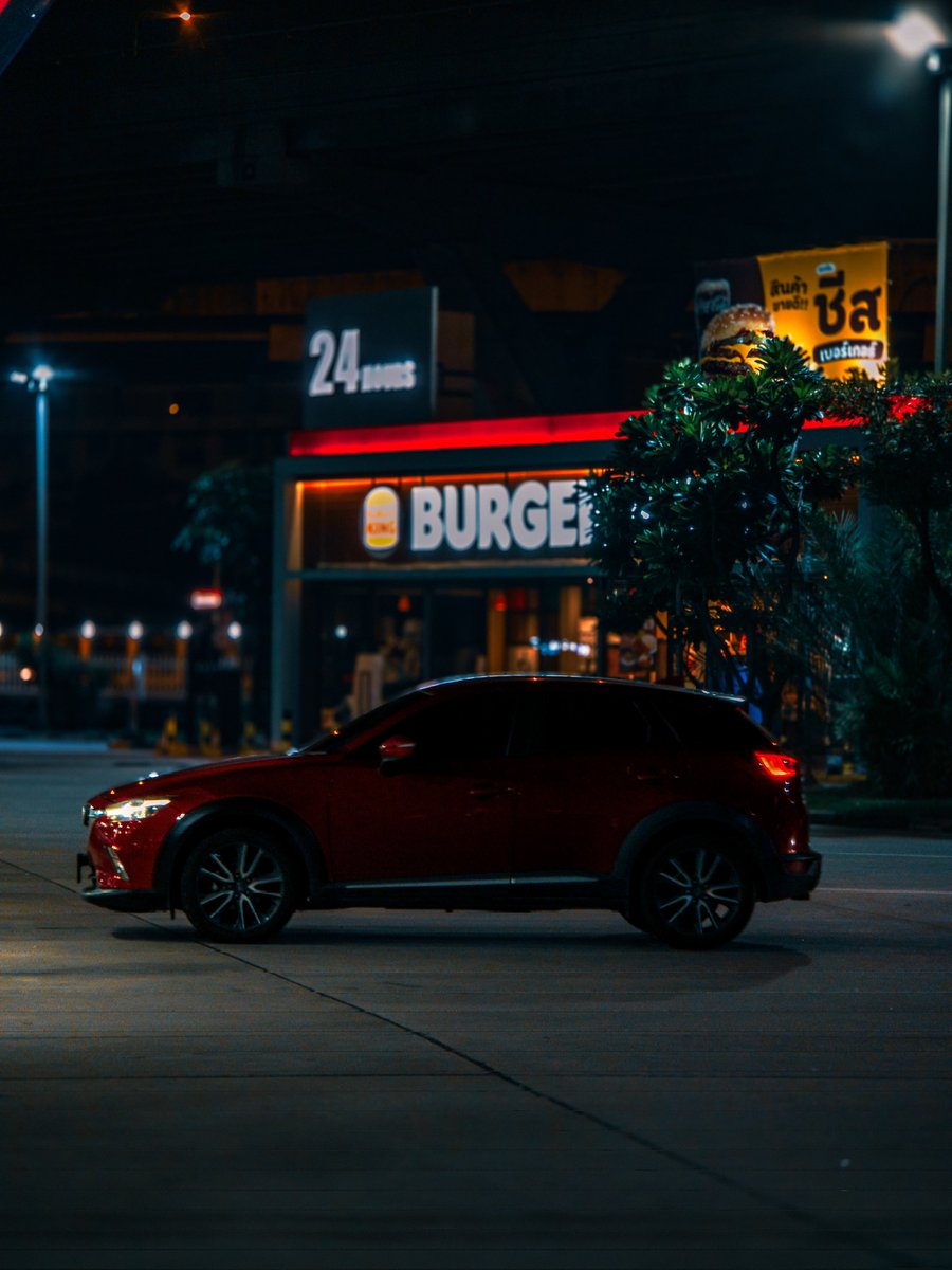 Wvisioncreation's tweet image. Continuing with our #Cameratips, I made some unforgivable mistakes in these two shots, and they&apos;re beyond fixing with editing. Can you spot it? For my standards, these are failure shots! Let&apos;s discuss it, To make it easier: RAW shot, 5x, 50MP. 
#GalaxyS24Ultra #ShotOnSnapdragon