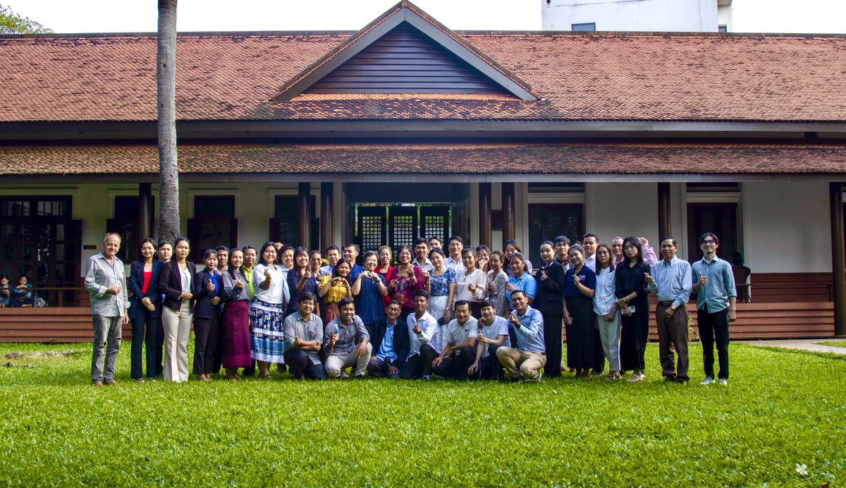 ckscambodia's tweet image. On Oct 17-18, #CKS held a #workshop, “Enhancing Information Access in Digital Libraries”, to provide participants with practical tools to overcome challenges to expand their library’s #digitalresources, foster community engagement, and provide reliable, evidence-based content.