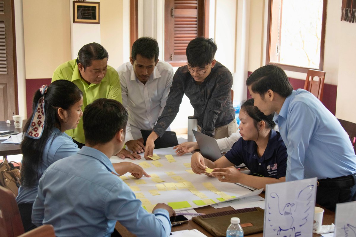 ckscambodia's tweet image. On Oct 17-18, #CKS held a #workshop, “Enhancing Information Access in Digital Libraries”, to provide participants with practical tools to overcome challenges to expand their library’s #digitalresources, foster community engagement, and provide reliable, evidence-based content.