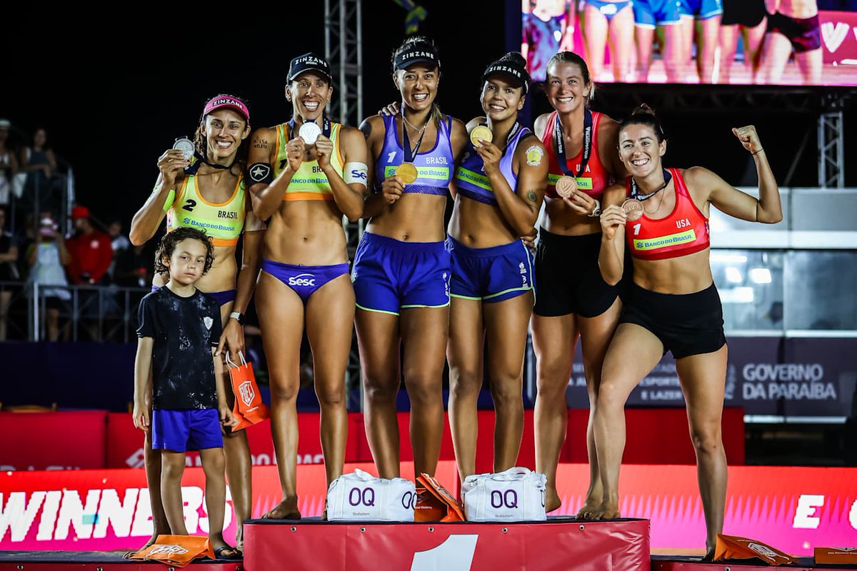 #BeachVolleyball News
#BeachProTour #Elite16 - João Pessoa 🇧🇷
🚺 Gold Medal goes to... 
Thamela Coradeli &amp; Victoria Lopes 🇧🇷 

📸 <a href="/BeachVBWorld/">Beach Volleyball World</a>