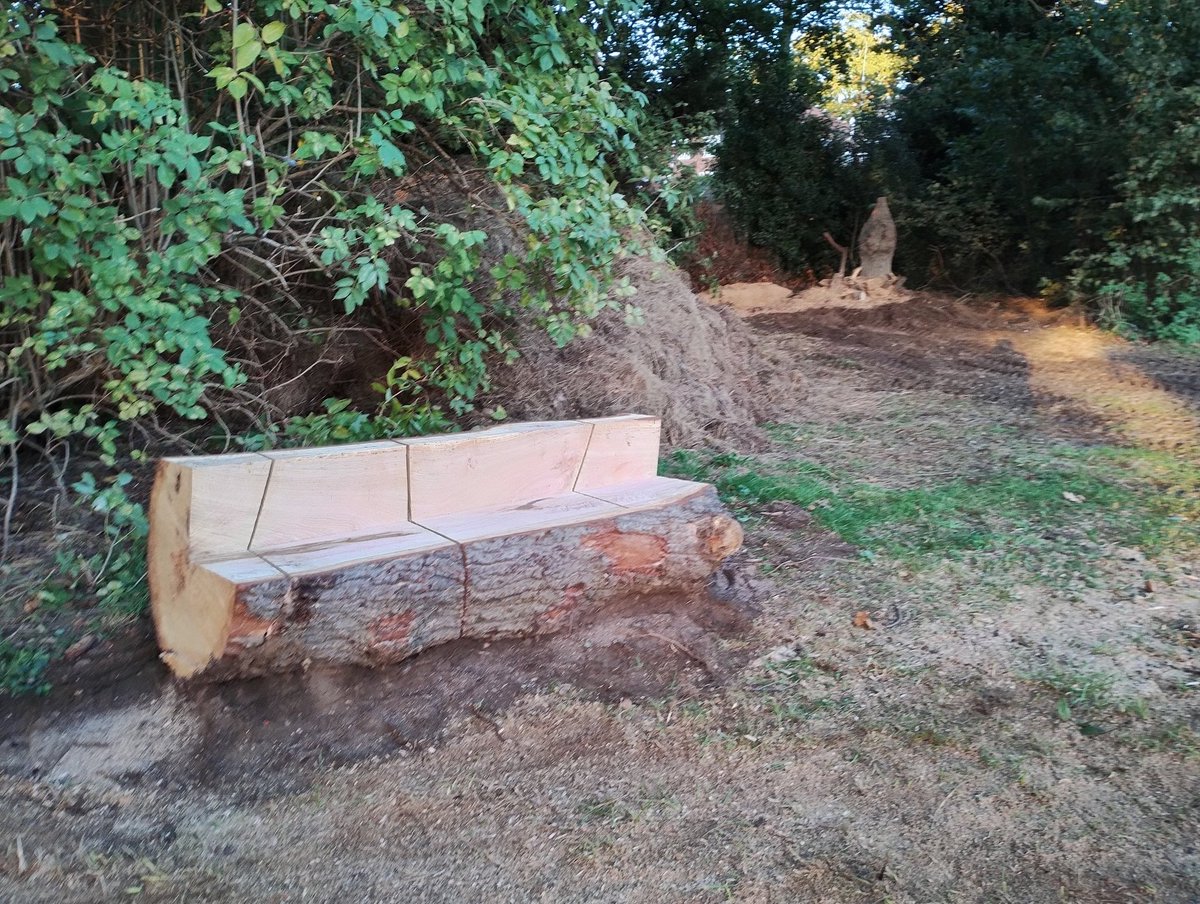 Greenways Project (@greenwaysproj) on Twitter photo Sawmilling local oak in Landseer Park last week, to produce boardwalk planks - already in place in Belstead Brook Park. Great volunteers also helped make a bench and stag beetle pile using waste wood in Landseer. <a href="/IpswichGov/">IpswichGov</a> #volunteers # local timber Sawmilling local oak in Landseer Park last week, to produce boardwalk planks - already in place in Belstead Brook Park. Great volunteers also helped make a bench and stag beetle pile using waste wood in Landseer. <a href="/IpswichGov/">IpswichGov</a> #volunteers # local timber
