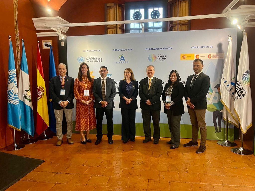 SEI Research (@seiresearch) on Twitter photo Our Sustainable Transitions Research Lead, <a href="/ILobosAlva/">Ivonne Lobos Alva</a>, joined <a href="/SustDev/">UN DESA Sustainable Development</a>'s global workshop on sustainable water and energy consumption and production.
She addressed the critical nexus between these two areas and their connection to #Agenda2030 and the #ParisAgreement. Our Sustainable Transitions Research Lead, <a href="/ILobosAlva/">Ivonne Lobos Alva</a>, joined <a href="/SustDev/">UN DESA Sustainable Development</a>'s global workshop on sustainable water and energy consumption and production.
She addressed the critical nexus between these two areas and their connection to #Agenda2030 and the #ParisAgreement.