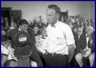 mariobianchi18's tweet photo. Il #21ottobre 1970 moriva #JohnScopes. A 25 anni fu processato per aver violato la legge che vietava di insegnare la teoria dell'evoluzione. Il fatto era avvenuto mentre era supplente di biologia, avendo egli solo incarico da allenatore di football americano. 100 $ di ammenda. https://t.co/28mCegiSPr