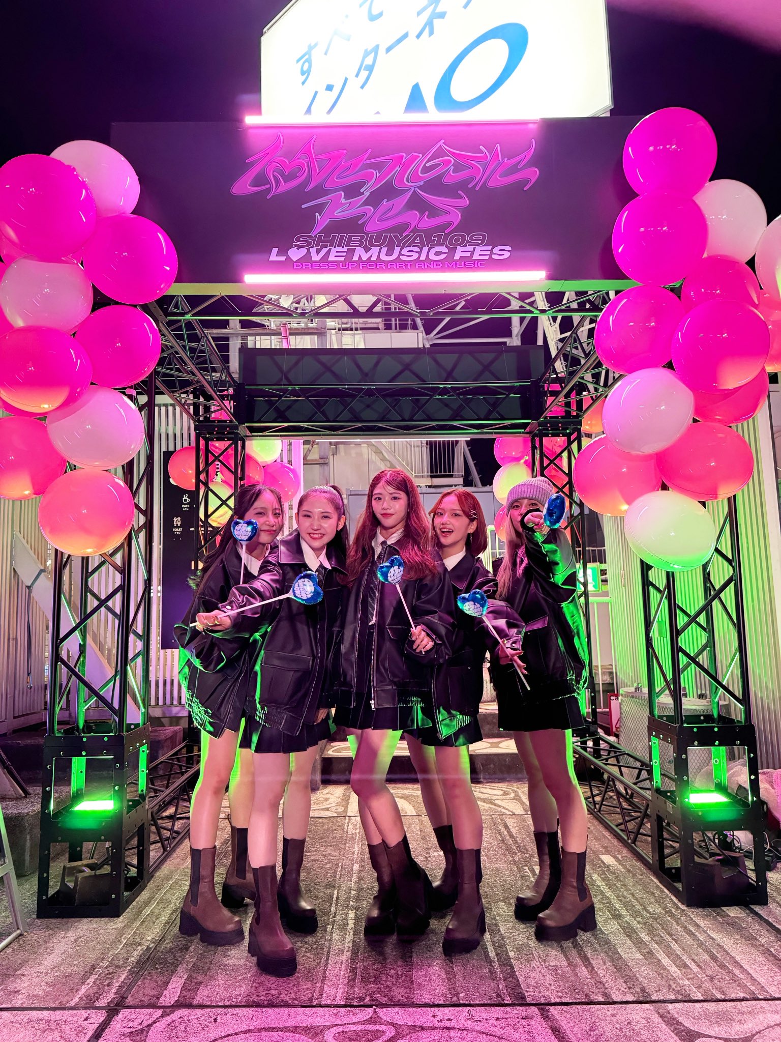 GaZZm3IaMAAWgL8?format=jpg&name=large