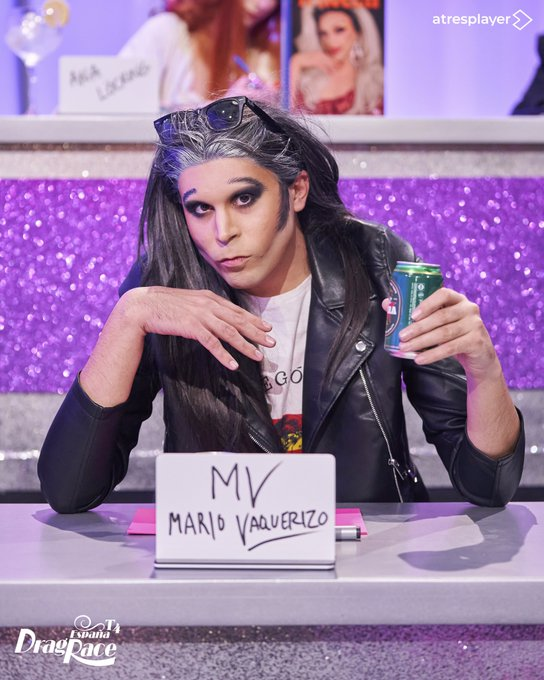 Juan_Naranjo_'s tweet image. Mis reflexiones sobre el capítulo de anoche de #DragRaceES:

- No recuerdo un snacth game en el que pudiera haber tres ganadoras. Cocó, Mariana y Vampi estuvieron espectaculares. Supieron, a la vez, imitar y divertir, que es lo que se pide en esta prueba. Perfectas. Un diez.

-…