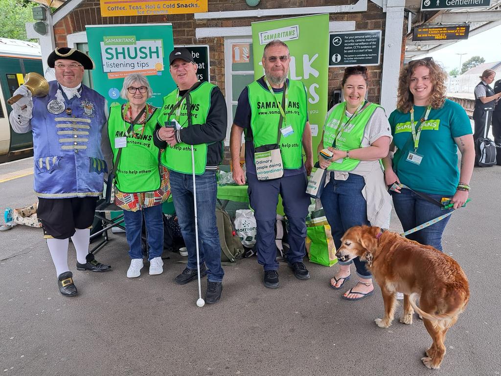 Worthing Samaritans (@worthingsams) on Twitter photo Worthing Samaritans will be at Littlehampton rail station with <a href="/cooltoastmaster/">Bob Smytherman π€π₯</a> this Thursday evening to remind everyone that we are here to listen 24/7 ππ Worthing Samaritans will be at Littlehampton rail station with <a href="/cooltoastmaster/">Bob Smytherman π€π₯</a> this Thursday evening to remind everyone that we are here to listen 24/7 ππ