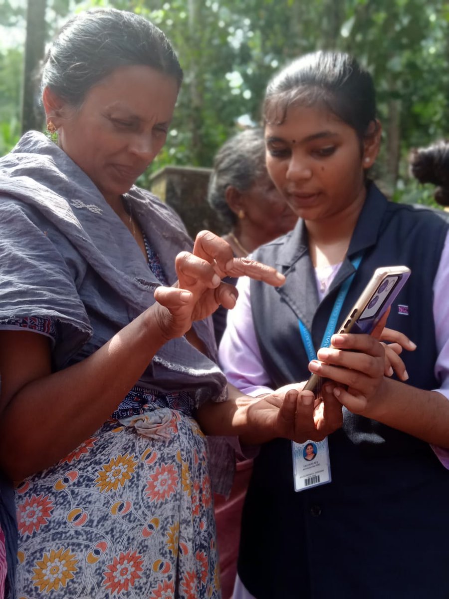 uba_iitpkd's tweet image. UBA Team at Nirmalagiri College, Koothuparamba in support of their NSS unit conducting digital literacy sessions at Mangatidam Grama Panchayat as part of the Digi Keralam Total Digital Literacy Campaign initiated by the LSGD, Government of Kerala. #ubanorthkerala