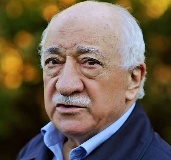 TURCHIA- Il quotidiano filogovernativo turco Hürriyet ha riportato la morte del principale oppositore di Erdogan, Fatthul Gülen, negli Stati Uniti.