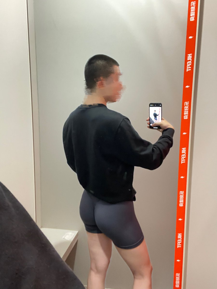 Perryss_'s tweet photo. 🍑 https://t.co/kuEYHK3FXW