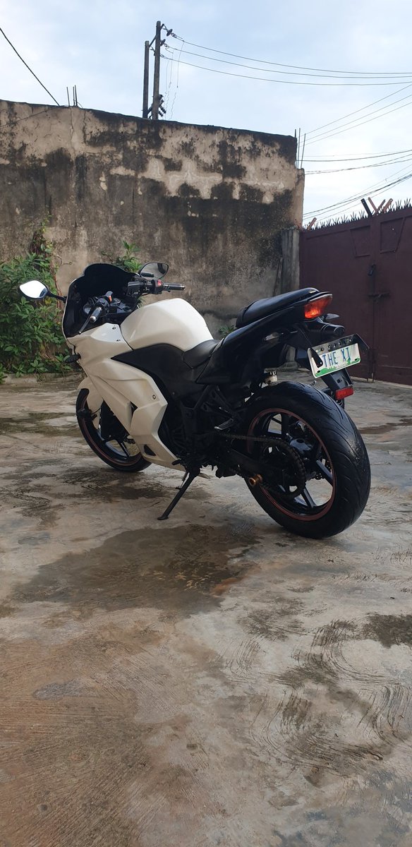 thefelixilori's tweet photo. My landlord came to tell me I can't be making the furniture pieces at home again and tbh I understand because I recently got some hand tools and the noise they make can be disturbing.
So... I'm putting my beloved bike up for sale to get a workshop 😭, going for 1.2m pls help rt. https://t.co/JWeXWQvzuE