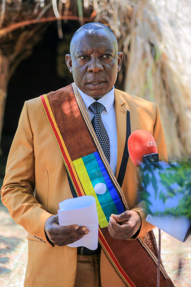MCTC FILMS (@mctcfilms) on Twitter photo The minister of culture in Rwenzururu kingdom at the 58th coronation ceremony of King Charles Wesley mumbere irema-ngoma
@BugandaOfficial | <a href="/KingNadiopeIV/">Kyabazinga of Busoga</a> | <a href="/KingOyoOfficial/">His Majesty King Oyo of Tooro Kingdom</a> | <a href="/Nyinancweende/">Natasha Museveni Karugire</a> | <a href="/KagutaMuseveni/">Yoweri K Museveni</a> | <a href="/JanetMuseveni/">Janet K Museveni</a> The minister of culture in Rwenzururu kingdom at the 58th coronation ceremony of King Charles Wesley mumbere irema-ngoma
@BugandaOfficial | <a href="/KingNadiopeIV/">Kyabazinga of Busoga</a> | <a href="/KingOyoOfficial/">His Majesty King Oyo of Tooro Kingdom</a> | <a href="/Nyinancweende/">Natasha Museveni Karugire</a> | <a href="/KagutaMuseveni/">Yoweri K Museveni</a> | <a href="/JanetMuseveni/">Janet K Museveni</a>