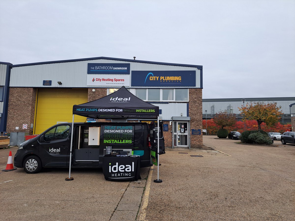 JR_idealheating's tweet photo. All set up and ready to roll @cityplumbing Hoddesdon, showing off and talking all things @ideal_boilers #greggs is on the way and our #spintowin is warmed up. Pop down and say hello. #logicmax #voguemax #logicair #halowifi https://t.co/mTZm3fWgM1