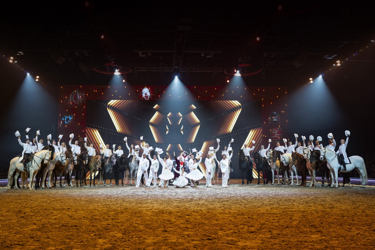 Am vergangenen Samstag feierte unsere neue Arenen-Show "CAVALLUNA - Grand Moments" eine umjubelte Premiere. Ab sofort bis Juni 2025 auf großer Europatournee. Tickets und Informationen unter cavalluna.com #PassionForHorses #FamilyEntertainment #Apassionata #LiveIsLife