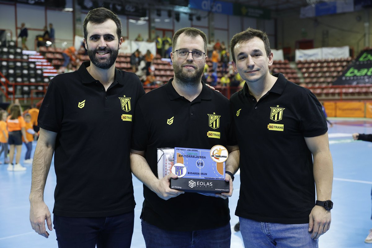Bathco Balonmano Torrelavega tweet media