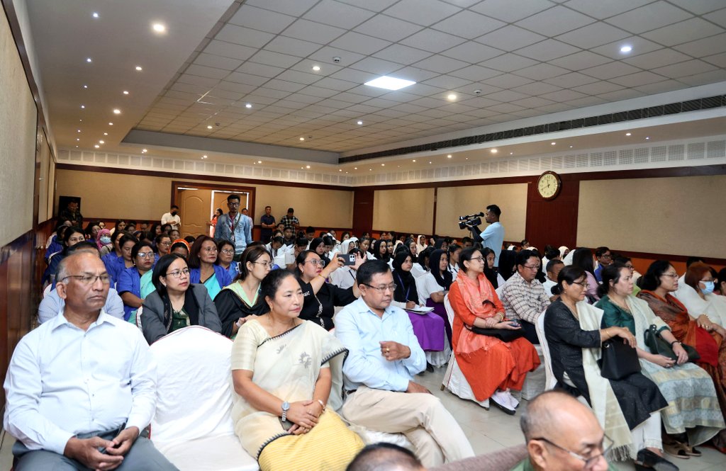 rsapam's tweet photo. At the Observation of "Global Iodine Deficiency Disorder Prevention Day, 2024" , 
Today and every day, let's prioritize iodine intake for a healthier state ! Spread awareness, promote iodized salt, and prevent iodine deficiency disorders. 
@narendramodi @JPNadda @NBirenSingh https://t.co/i8f992K2na