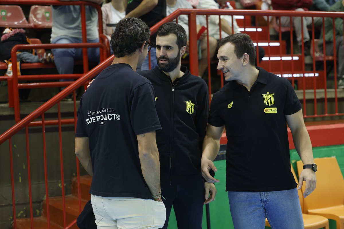 Bathco Balonmano Torrelavega tweet media